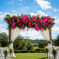 Guirlande de fleurs de mariage de luxe rose vif, feuilles vertes en soie artificielle, chemin de table de roses rose vif pour arche de mariage et toile de fond