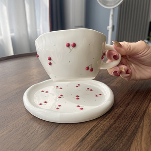 <span class=keywords><strong>Taza</strong></span> <span class=keywords><strong>de</strong></span> Cerámica Pintada a Mano con Diseño <span class=keywords><strong>de</strong></span> Cereza, Color Subesmaltado, Estilo Japonés Exquisito <span class=keywords><strong>de</strong></span> Alta Calidad, 300ml, con Asa, Vajilla para Té - Product Image 4