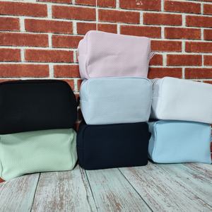 حقيبة مستحضرات تجميل بنسيج الوافل بدون رسوم جمركية، شحن مجاني من مستودع الولايات المتحدة D260 - Product Image 1