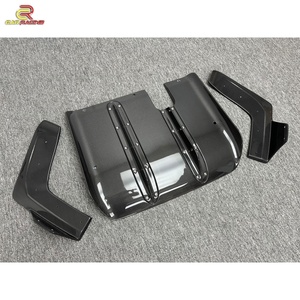 ดิฟฟิวเซอร์กันชนหลังคาร์บอนไฟเบอร์ทรง LB Performance สำหรับรถยนต์นิสสัน GTR R35 ปี 2008-2019 - Product Image 2