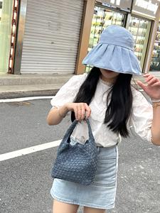 Sites d'achat en ligne les moins chers <span class=keywords><strong>Sac</strong></span> à bandoulière long à poignée unique en tissu denim exquis avec poche intérieure <span class=keywords><strong>Sac</strong></span> à <span class=keywords><strong>main</strong></span> tissé <span class=keywords><strong>pour</strong></span> femme - Product Image 4