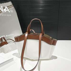 Sacs à main pour femmes à la mode et tendance, sacs à bandoulière quotidiens pour jeunes femmes - Product Image 3