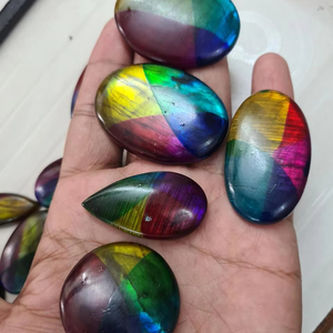 Pierre précieuse de Labradorite multicolore naturelle Spectrolite pierre de lune arc-en-ciel avec teint traité thermiquement pour la fabrication de bijoux - Product Image 1
