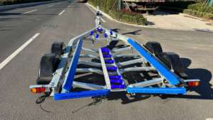 Service OEM, styles de remorques polyvalentes, remorques pour bateaux en aluminium à essieux tandem de 20 pieds avec freins hydrauliques, autorisation VIN DOT CE en vente - Product Image 2