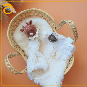 Nouveaux modèles de jouets en crochet doux faits à la main, couverture en mousseline <span class=keywords><strong>pour</strong></span> bébé, <span class=keywords><strong>doudou</strong></span> <span class=keywords><strong>pour</strong></span> bébé, jouet en crochet personnalisé <span class=keywords><strong>pour</strong></span> bébé, <span class=keywords><strong>pour</strong></span> offrir - Product Image 4