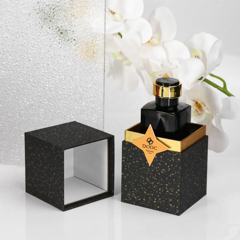 Caja de regalo para el cuidado de la piel con lápiz labial impreso con logotipo personalizado de alta calidad, caja de embalaje Premium de aceite esencial con aroma de perfume negro