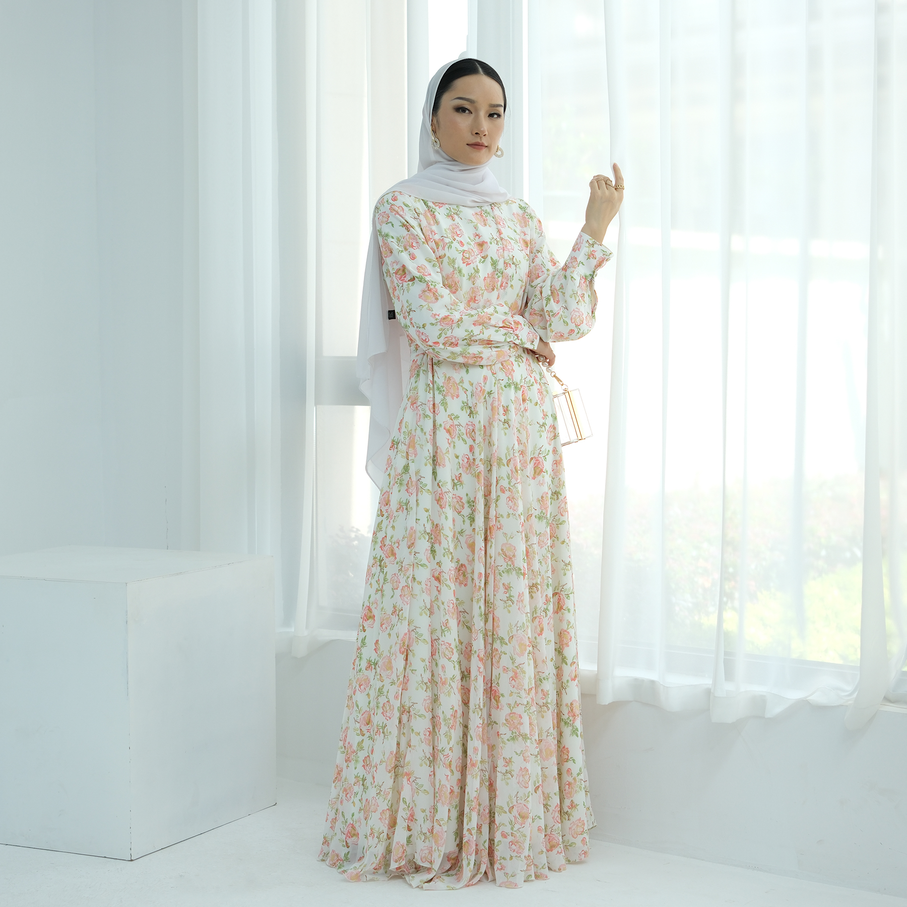 Wholesale Printed Chiffon Muslim Long Sleeve Maxi Dress 300+ | Alibaba.com