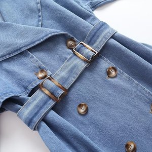 Chaqueta Cortavientos Vaquera de <span class=keywords><strong>Mujer</strong></span> 2026 Nueva Retro de Manga Larga con Solapa y Doble Botonadura con Cinturón de Largo Medio - Product Image 4