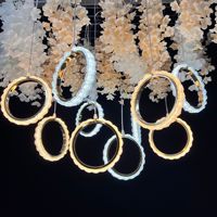 Disposition de lieu de mariage de haute qualité atmosphère décorative romantique lumières guirlandes lumineuses accessoires de mariage 10 têtes lustre acrylique