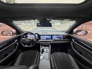SUV de Luxe d'Occasion Xingyue L 2.0T Tian Gong Edition <span class=keywords><strong>Hybride</strong></span> Monjaro Cuir Foncé Caméra Arrière Boîte Automatique Conduite à Gauche - Product Image 4