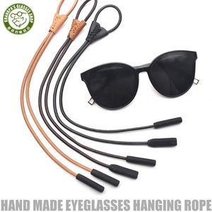 Bracelet de <span class=keywords><strong>lunettes</strong></span> de soleil rétro réglable en cuir de vachette rustique pour hommes avec logo personnalisé <span class=keywords><strong>cordon</strong></span> de cou pour <span class=keywords><strong>lunettes</strong></span> - Product Image 2