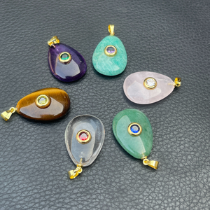 قلادة كريستال على شكل دمعة 15×20 ملم مطلية بالذهب عيار 14 قيراط، هدية فريدة وعصرية للشفاء، بيع بالجملة من المصنع - Product Image 4