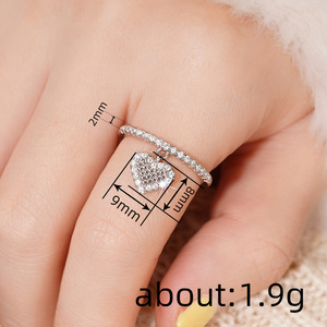Anello con Ciondolo a Forma di Cuore, Design Creativo per Donne - Product Image 4