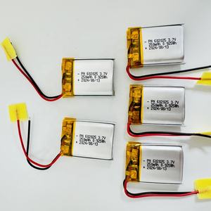 Перезаряжаемая 602025 302025 352025 402025 452025 502025 552025 602025 652025 <span class=keywords><strong>3</strong></span>,7 В 250 мАч литий-ионный Литий-полимерный аккумулятор с печатной платой - Product Image 6