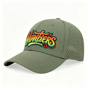 Gorros Navideños Personalizados con Logotipo de Goma PVC como Regalo - Product Image 3