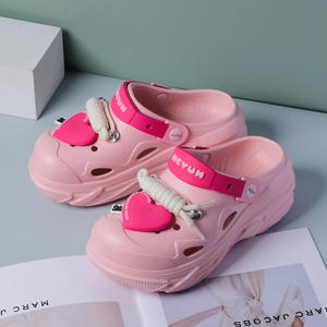 Sabots plateforme Heyun pour femmes, semelle épaisse, talon de 3 cm, sandales Crocs beiges, chaussures d'été antidérapantes pour l'extérieur, à porter en toutes saisons - Product Image 2