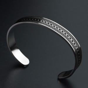 Bracelet en acier inoxydable personnalisé avec message islamique pour hommes et femmes, bijoux musulmans, bracelet Ayatul Kursi, bracelet manchette - Product Image 3