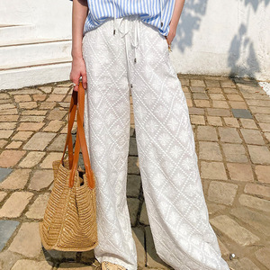 Nueva Colección Primavera/Verano, <span class=keywords><strong>Pantalones</strong></span> Anchos de Algodón Bordado de Inspiración Sureña Francesa para Mujer, Blancos, Largos, Elásticos - Product Image 1