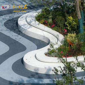 Nuevos Materiales de Construcción de Piedra, Banco Curvo GRC Blanco Gris, Personalizable, Asientos para Patio Exterior, Impermeable y Duradero - Product Image 1