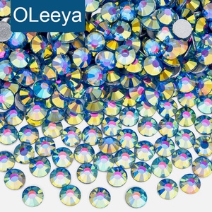 Strass OLeeya SS6-SS30 Magic Capri Blue pour Nail Art, à dos plat, non thermocollants, à coller, pour la broderie - Product Image 1
