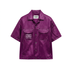 เสื้อแจ็คเก็ตหนัง PU ปี 2026 แบบสั่งทำพิเศษ OEM/ODM พร้อมโลโก้ พิมพ์ลายกราฟิก กันน้ำ ระบายอากาศได้ดี มีฮู้ด แขนยาว ไซส์ใหญ่ ปิดด้วยซิป - Product Image 1