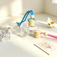 Bouteilles diffuseurs de parfum suspendues transparentes pour voiture, vides, 6 ml, cylindriques en verre, avec bouchon en bois, pour parfums et huiles essentielles
