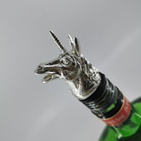 Accessoire à vin fantaisie en forme d'animal pour fêtes et bar à domicile, aérateur verseur de vin licorne doré, cadeau amusant pour hommes et femmes