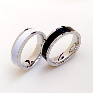 Anillos <span class=keywords><strong>de</strong></span> Acero <span class=keywords><strong>de</strong></span> Titanio Clásicos, Anillos <span class=keywords><strong>de</strong></span> Boda <span class=keywords><strong>de</strong></span> Alianza <span class=keywords><strong>para</strong></span> Mujeres <span class=keywords><strong>y</strong></span> Hombres, Anillos <span class=keywords><strong>de</strong></span> Color Negro <span class=keywords><strong>y</strong></span> Plateado, Joyería <span class=keywords><strong>para</strong></span> Parejas, Anillo <span class=keywords><strong>de</strong></span> Promesa - Product Image 4