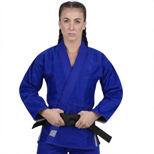 Kimono de Jiu-Jitsu Brésilien Bleu pour Femme, Fait sur Mesure en Coton 100% 450g, Séchage Rapide et Caractéristiques Durables - Product Image 1