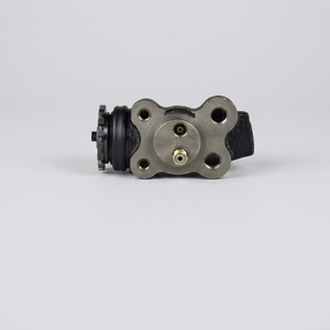 Original Used Stainless Steel Brake Wheel Cylinder MC832754 for MITSUBISHI FE-119 Auto Engine Systems - Product Image 1