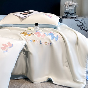 Nouvelle Couette d'été brodée motif poney 2026 et Ensemble de literie 4 pièces |   <span class=keywords><strong>Série</strong></span> Chasing Dreams - Product Image 5