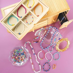 2022 perline di argilla miste colorate all'ingrosso <span class=keywords><strong>Set</strong></span> di perline di plastica sciolte <span class=keywords><strong>per</strong></span> la creazione di gioielli con bracciale collana fai da te - Product Image 5