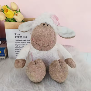 Peluche Mignonne de Petite Moutonnette avec Fleur, Poupée Enfant avec Poche, Marionnette Mouton, Cadeau, Décoration Maison - Product Image 2