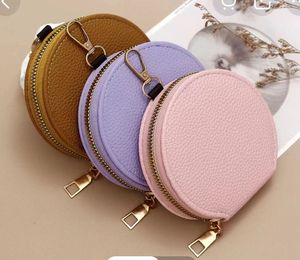 Nouveau Mini <span class=keywords><strong>Porte</strong></span>-clés Multifonctionnel <span class=keywords><strong>en</strong></span> <span class=keywords><strong>Cuir</strong></span> pour Maquillage Portable <span class=keywords><strong>Femme</strong></span> 2026 - Product Image 2