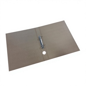 Porte-documents <span class=keywords><strong>suspendu</strong></span> en papier <span class=keywords><strong>kraft</strong></span> personnalisé avec clip à ressort métallique pour documents professionnels - Product Image 4