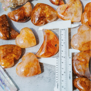 Cœur et lune en quartz naturel de haute qualité, sculptés à la main, pierres précieuses Golden Healer, artisanat en cristal poli, décoration - Product Image 4