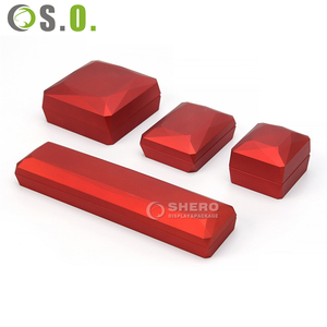 Boîte à bijoux en plastique LED personnalisée avec logo, rouge et blanc, pour bagues, pendentifs, bracelets, colliers, vente en gros - Product Image 5