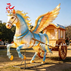 Farol Gigante de Seda con Forma de Carruaje de Pegaso, Estilo Cuento de Hadas, para Decoración de Parques Temáticos, Festivales y Centros Comerciales - Product Image 4