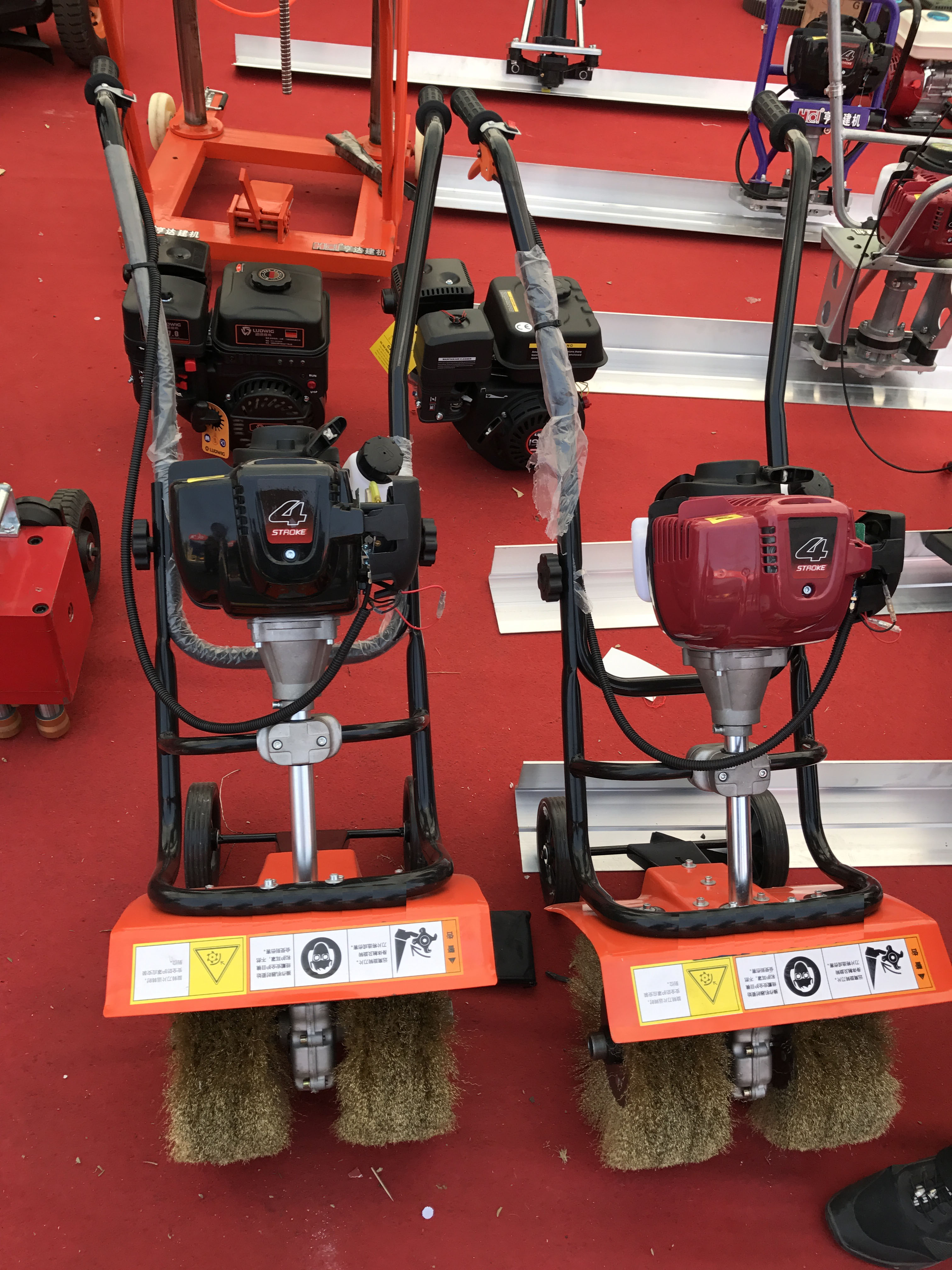 roof tile cleaning machine