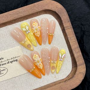 Qianya - Juego de 10 <span class=keywords><strong>Uñas</strong></span> Postizas Almendradas con Diseño 3D Tallado a Mano, Personalizadas OEM - Product Image 6