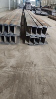 Poutres en I en acier au carbone Q235B/Q355B haute résistance, résistantes à la corrosion, avec traitement de galvanisation à chaud pour applications structurelles/industrielles