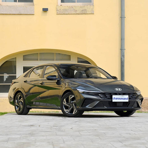 Hyundai Elantra essence, boîte CVT intelligente, livraison rapide, faible kilométrage, norme Euro VI, traction avant, berline pour l'exportation - Product Image 3