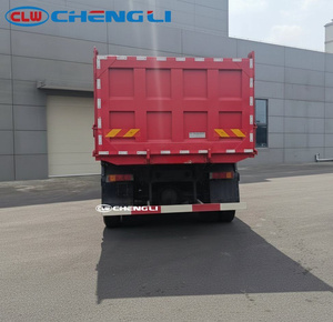 Sinotruk 6X4 350HP 10-15 Toneladas, Camión Volquete Diésel de 10 Ruedas, Transmisión Manual, Emisión Euro 2, para Minería y Canteras - Product Image 3
