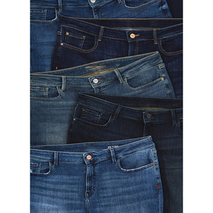 Pantalones pitillo duraderos de mezclilla rasgados de cintura media para mujer para todos los días Street Style Smart Casualwear Jeans de corte recto - Product Image 4
