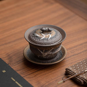 Set da Tè Kung Fu in Stile Giapponese Vintage con Ciotola in Ferro Smaltato Placcato Oro, Tazza in Ceramica Grezza e Gaiwan - Product Image 3