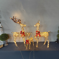 Décorations de Noël : Ensemble de décorations lumineuses en fer forgé doré, motif traîneau tiré par des cerfs, pour centres commerciaux et hôtels