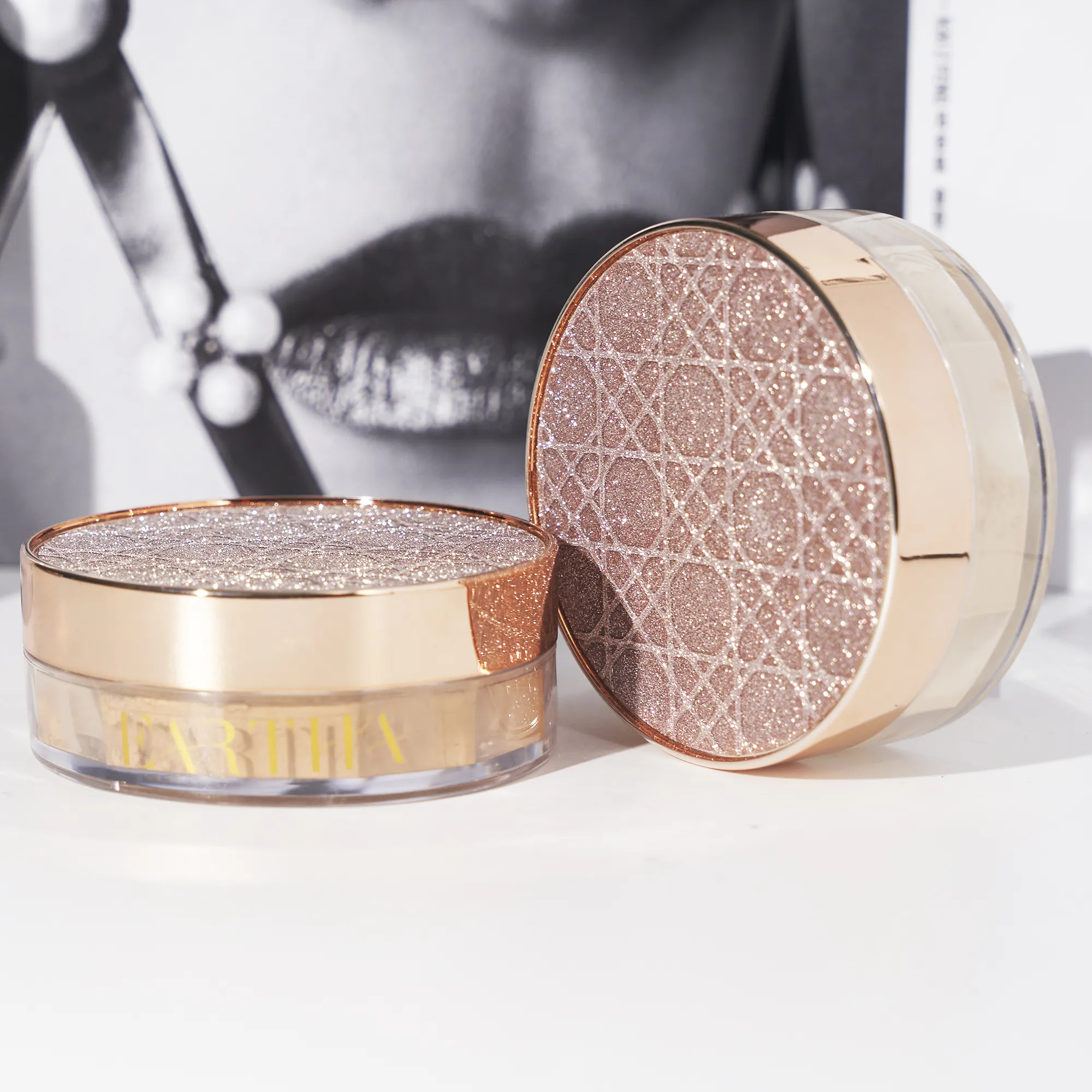 gold container setting powder