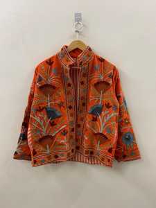 เสื้อแจ็คเก็ตผ้ากำมะหยี่สีส้มปักลายสัตว์แบบซูซานี  ผ้าทอระบายอากาศได้ดี  บุด้วยใยฝ้าย  ทรงปกติ  ผู้ผลิตและผู้ส่งออก OEM จากอินเดีย - Product Image 1