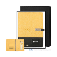 8000mAh Chargement sans fil A5 PU Leather Magnetic Notebook Banque d'alimentation de style feuilles mobiles avec logo lumineux