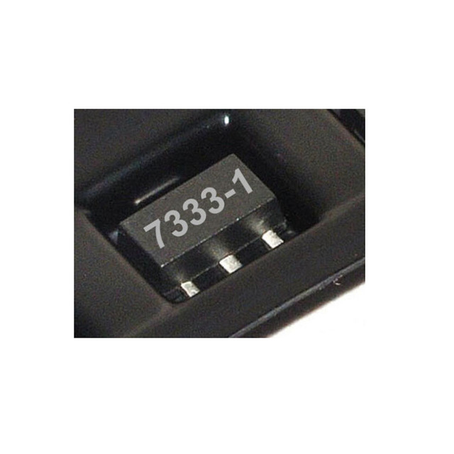 HT7333A-1 7333-1 SMD SOT89 Low dropout voltage regulator chip HT7333